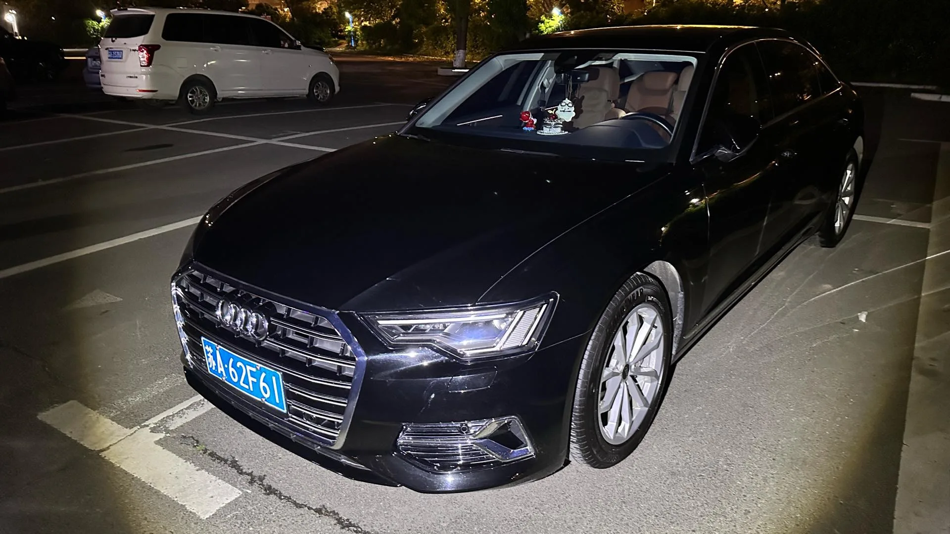 Audi A6L 2022 Facelift 40 TFSI Luxury Elegance