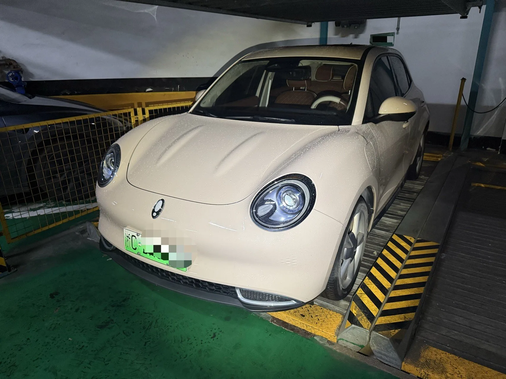 ORA Good Cat 2022 Model, 400km Standard Range, Luxury Edition, Lithium Iron Phosphate