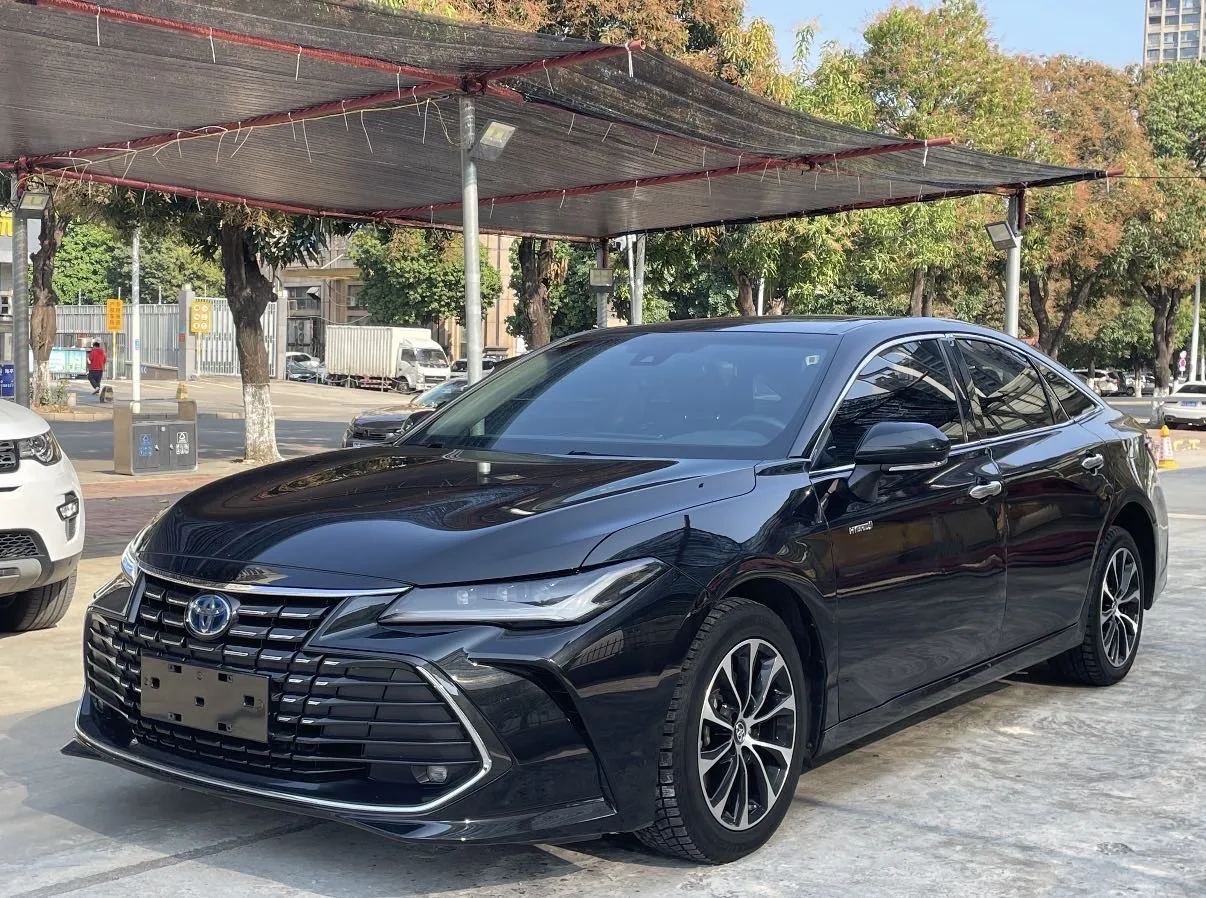 2023 Toyota Avalon Hybrid 2.5L CVT Luxury Edition Automatic