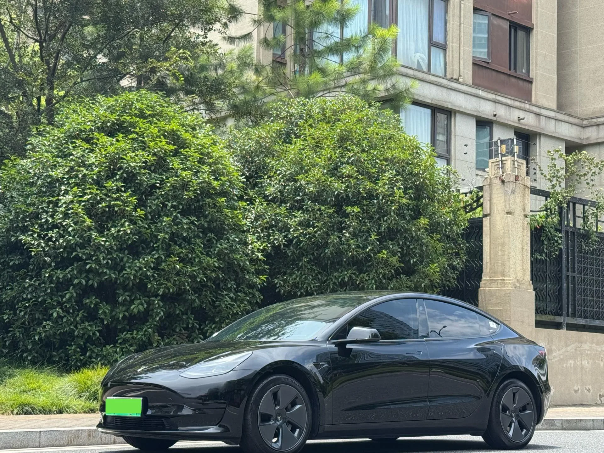 Model 3 2022 Rear-Wheel Drive