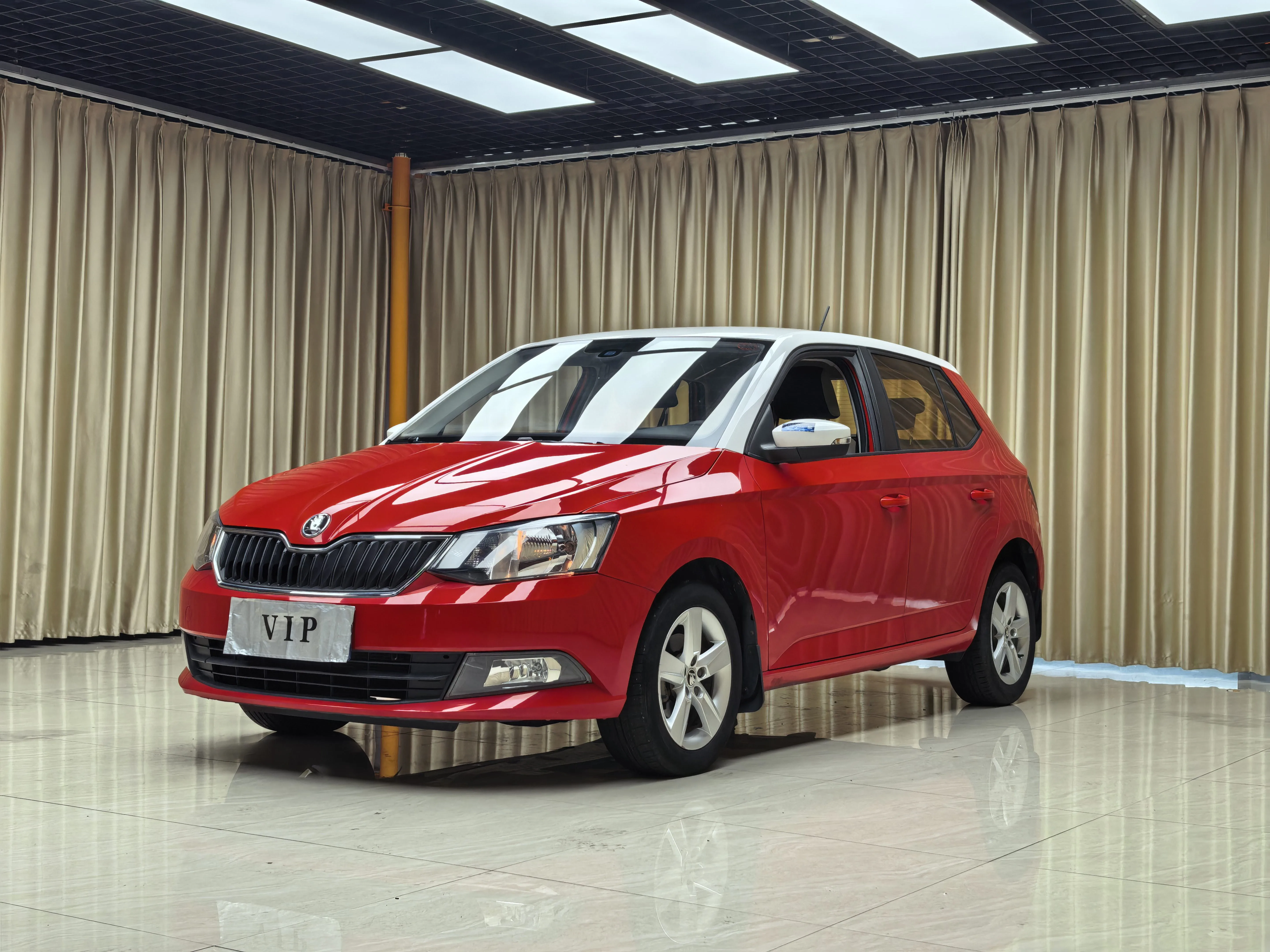 Fabia 2015 1.4L Automatic Comfortline