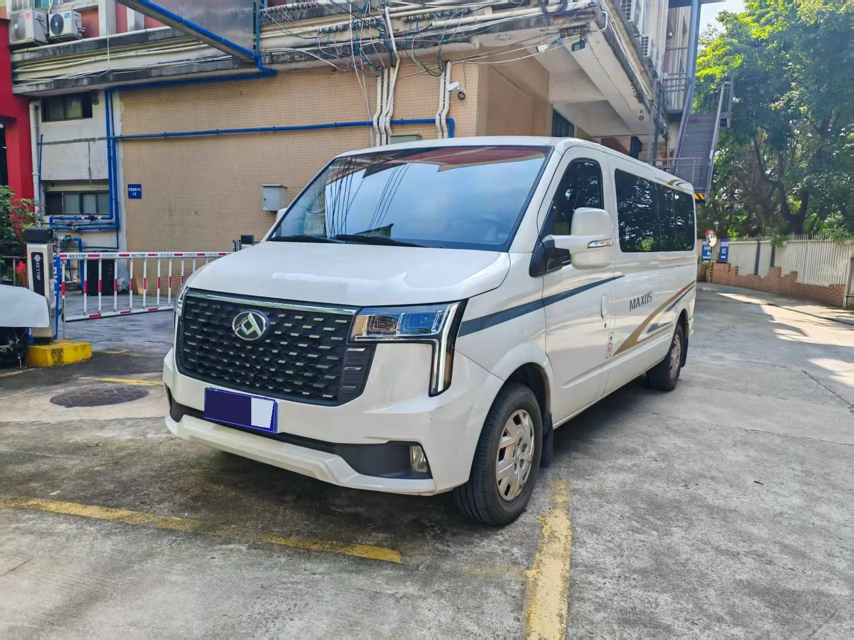 Changhong 2025 New Tu V80 2.0T PRO Aoyuntong Long-Wheelbase High-Roof 6/7/8/9-Seater Automatic Transmission