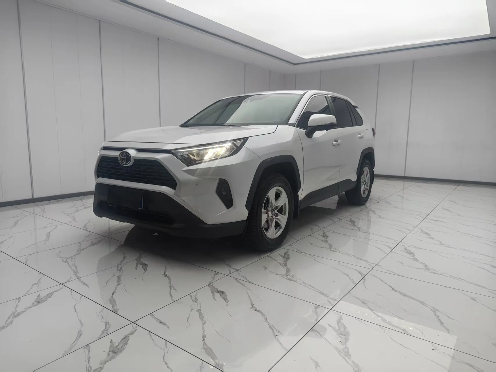 2023 Toyota RAV4 2.0L CVT 2WD Fashion Edition Automatic