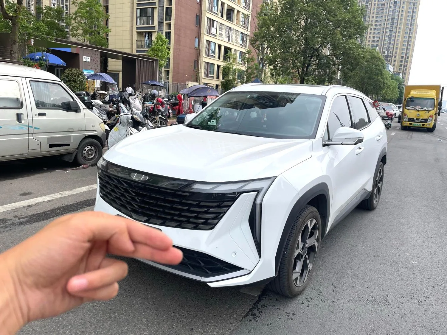 Geely Boyue L 2024 1.5TD DCT Premium Edition