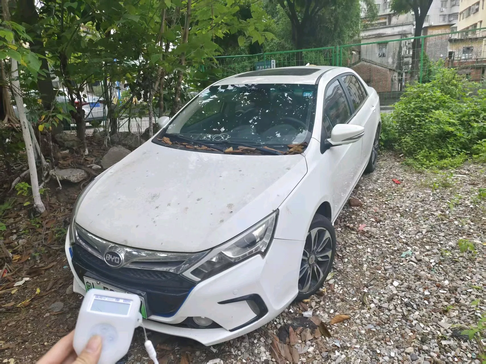Qin New Energy 2015 Model Year 1.5T Double Crown Flagship Plus Edition
