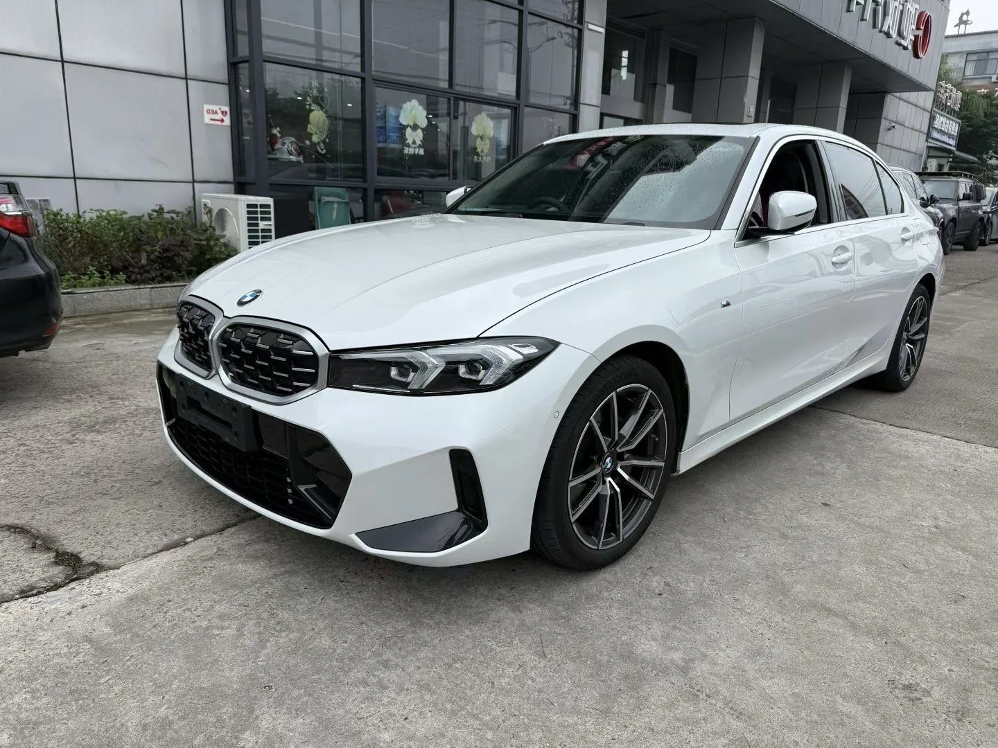 2024 BMW 3 Series 325Li 2.0T M Sport Package Automatic