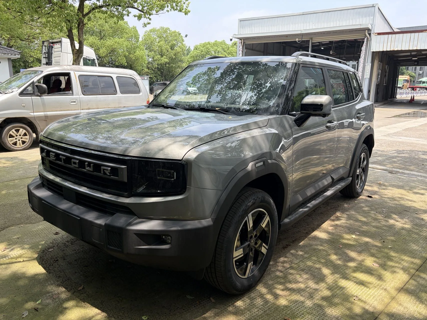 捷途 自由 2025 1.5TD DCT 探索者