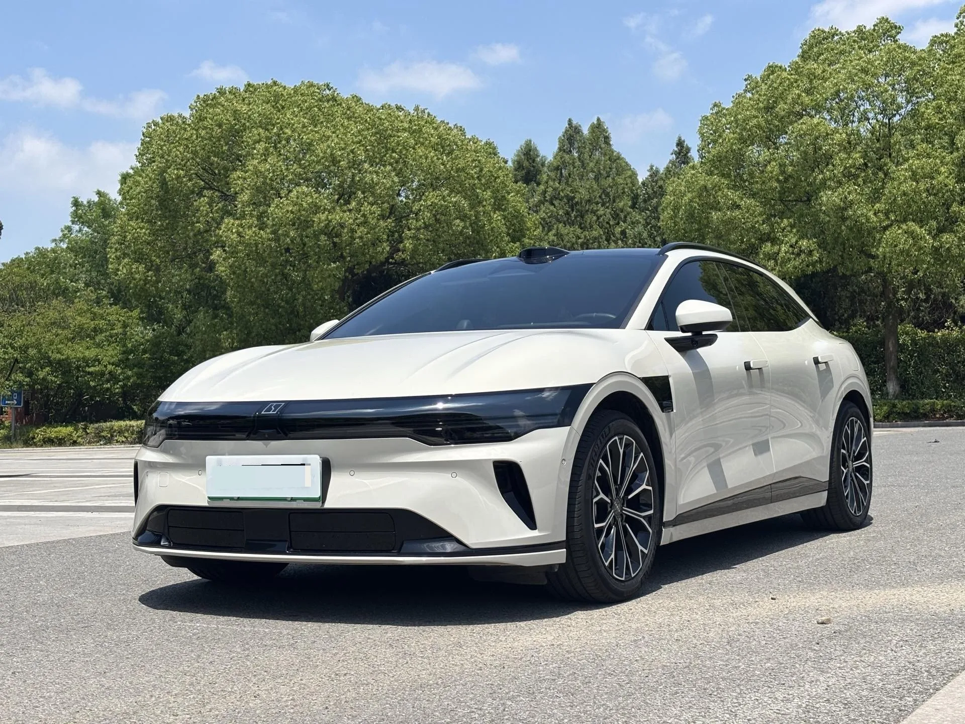 JiKrypton 2025 Model JiKrypton 007GT Long Range Rear-Wheel Drive Intelligent Driving Edition 100kWh Automatic