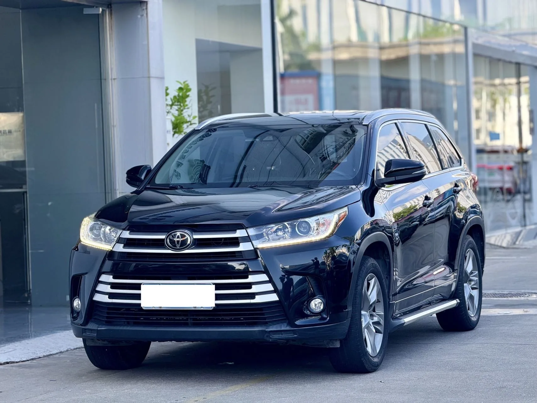 2018 Тойота Горец 2,0 Т 4WD Роскошь 7-местный (Национальный) В Выбросы «Стандарт»)