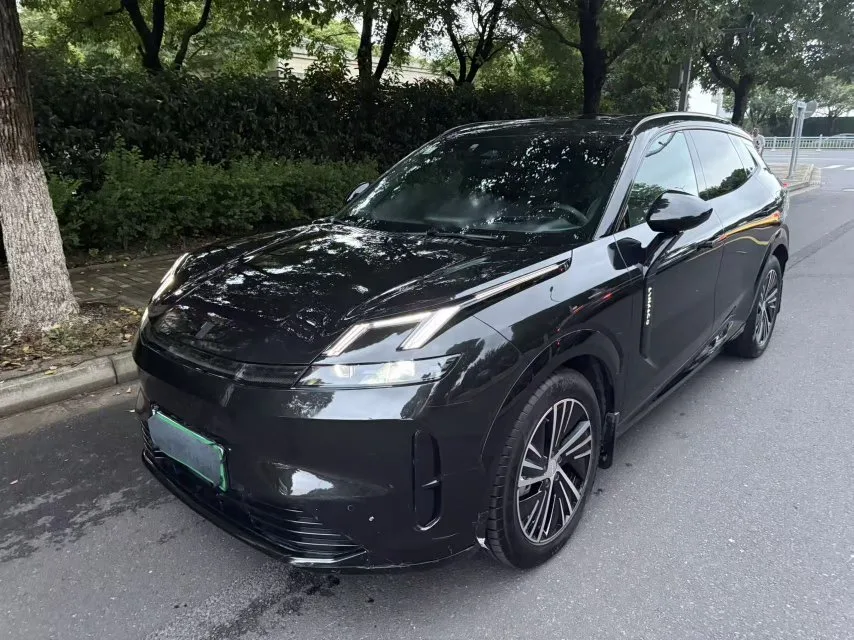 Lynk & Co 08 PHEV 2023 Model, 120km Long Range Halo