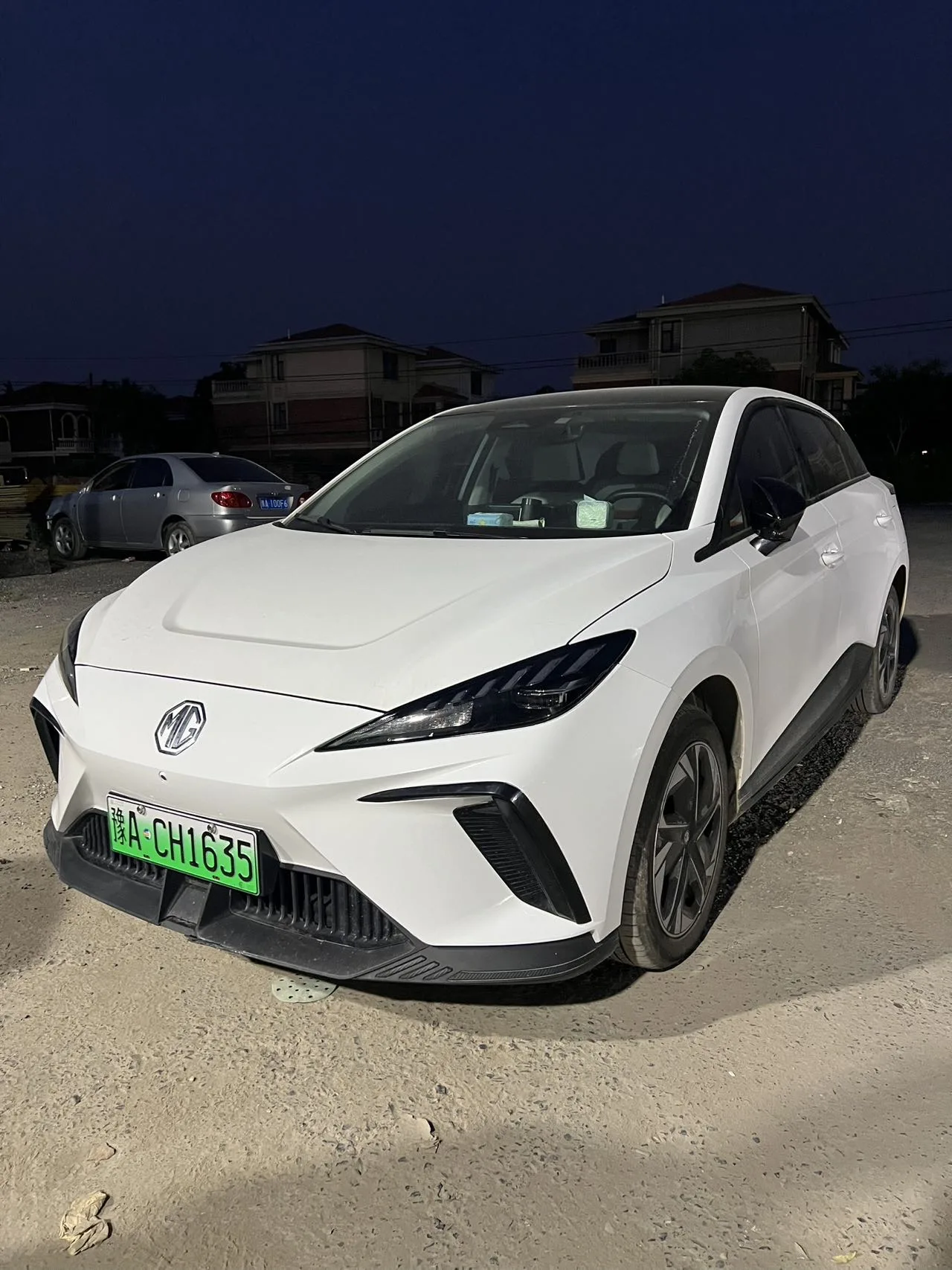 2022 MG MULAN 425km Luxury Edition