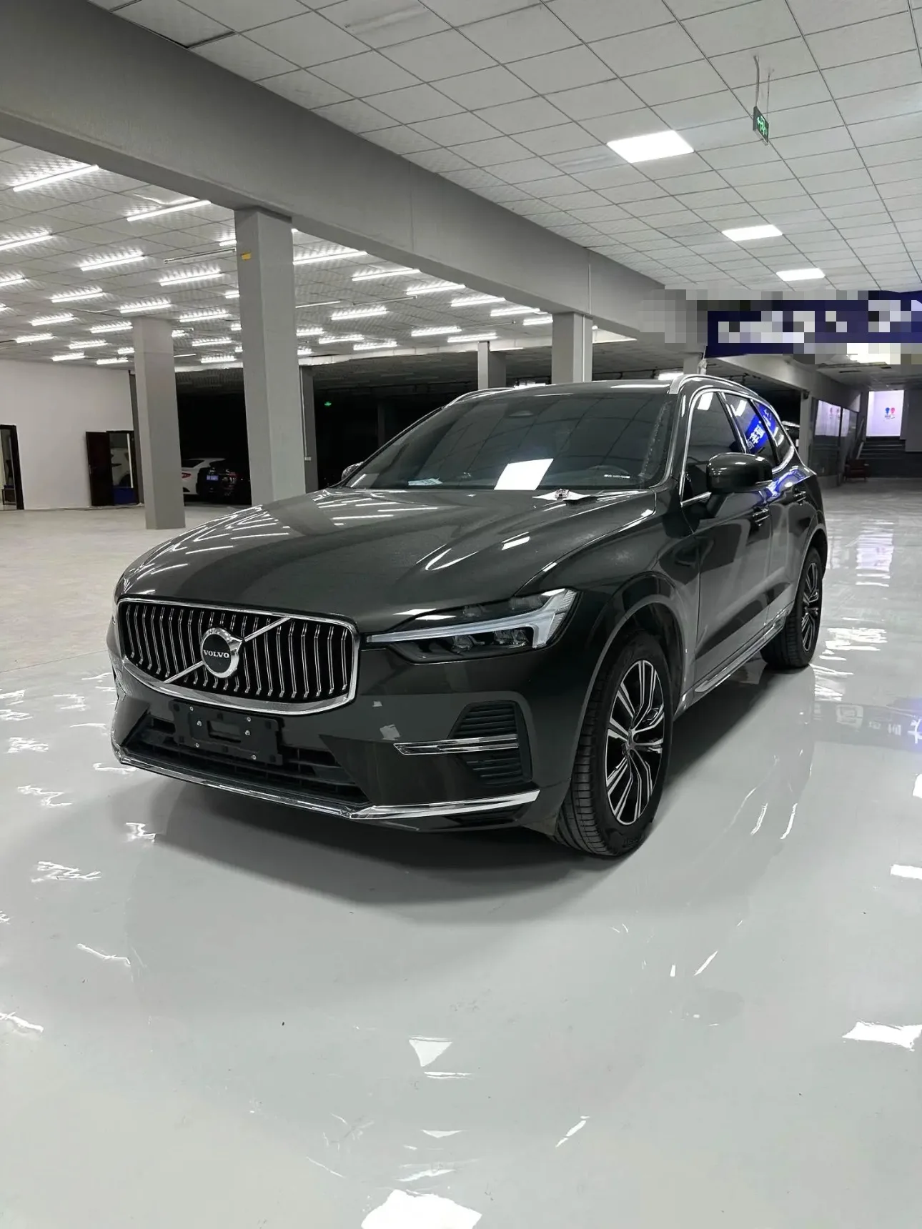 2022 Volvo XC60 B5 AWD Inscription Luxury Edition