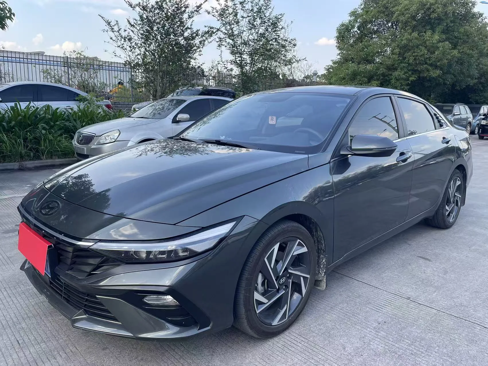 Hyundai Elantra 2023 1.5L CVT GLX Elite Edition