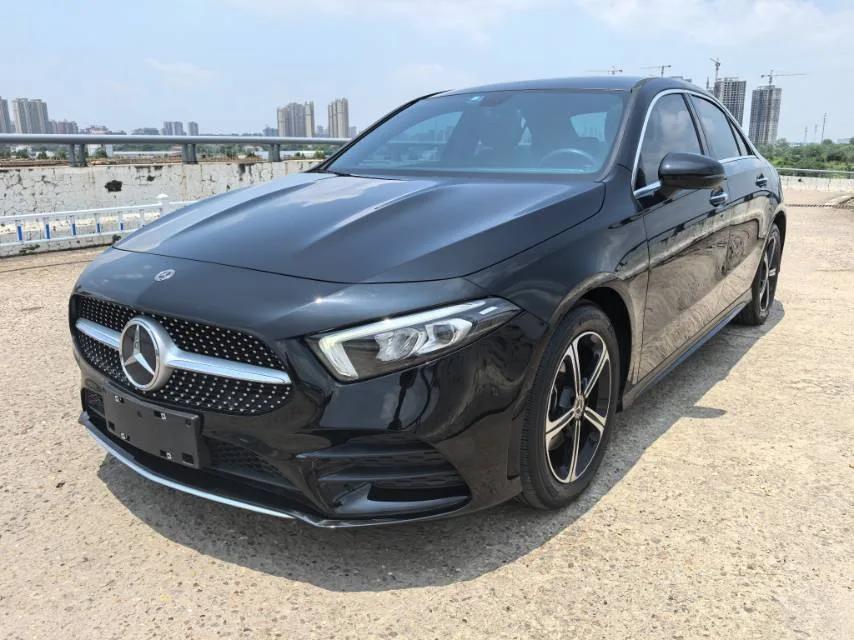 Mercedes-Benz A-Class 2022 Facelift III A 200 L Sport Sedan Fashion Edition