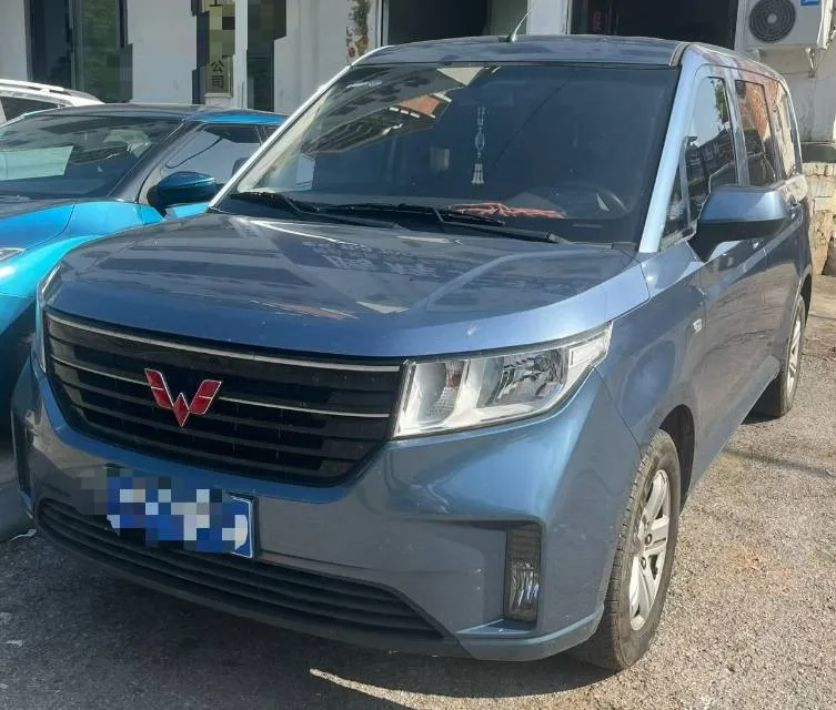 Wuling 2021 Hongguang PLUS 1.5T Commercial Edition, Standard Model, 7-Seater, Manual Transmission