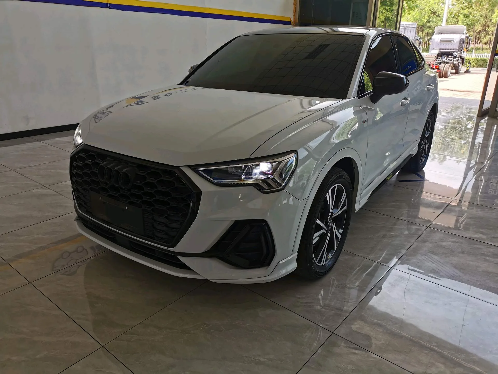 2023 Audi Q3 Sportback 2.0 TFSI 40 TFSI Style (Facelift) Automatic Transmission