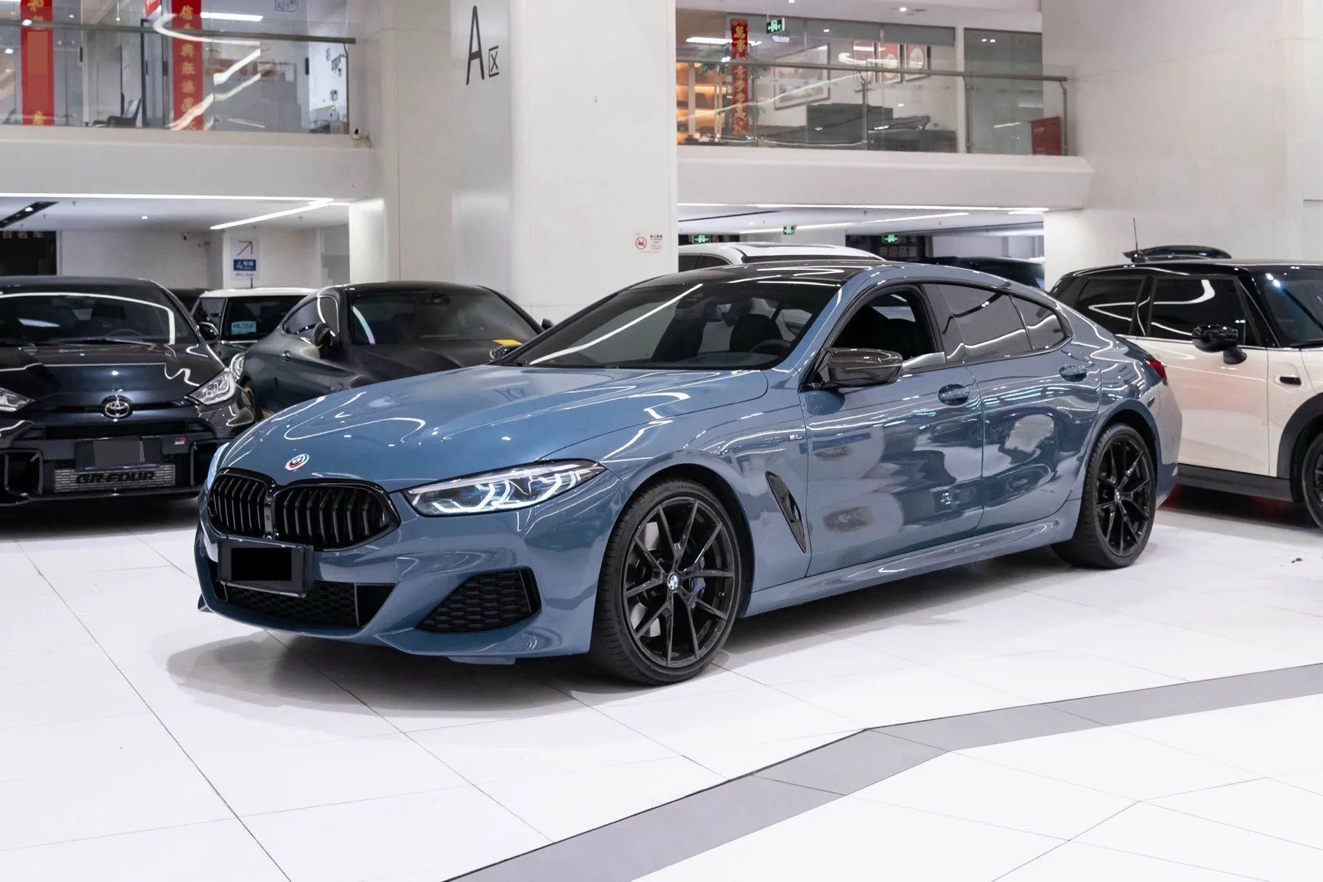 2019 BMW 8 Series 840i xDrive Four-Door Coupe with M Sport Package