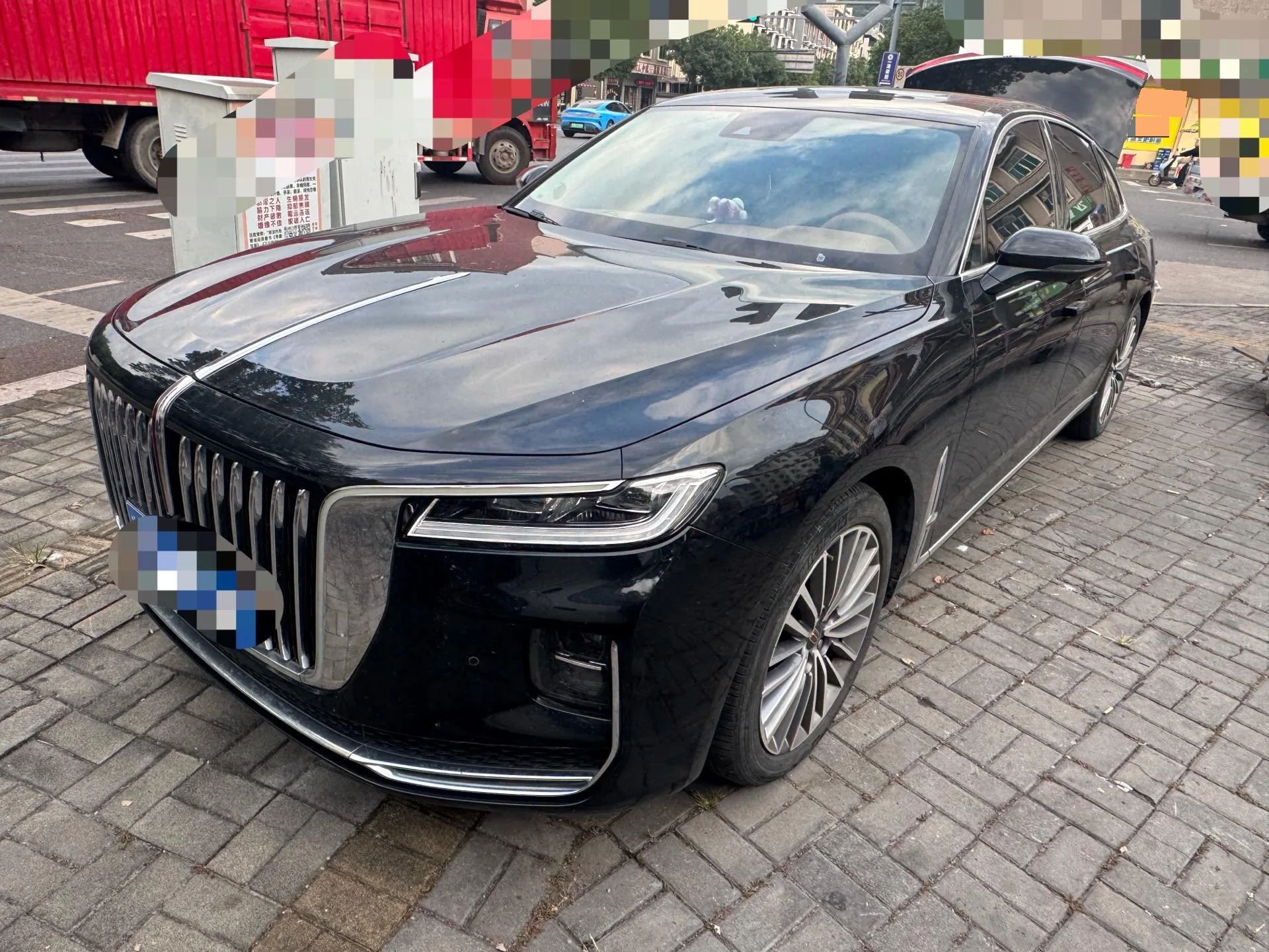 Hongqi H9 2022 2.0T Intelligent Flagship Edition