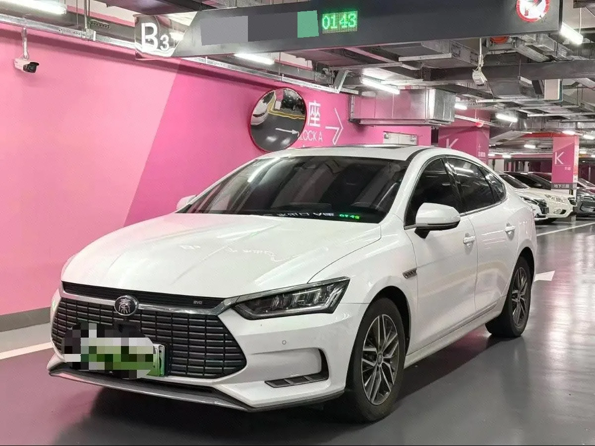 Qin Pro New Energy 2019 EV Super Power Edition, High-Power Smart Connect Premium Trim