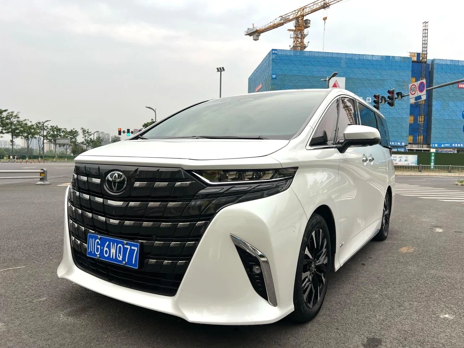 Toyota Alphard (Imported) 2024 Alphard 2.5 CVT Premium Edition Automatic Transmission