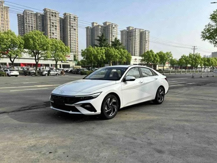 Hyundai 2026 Elantra—Sedan 1.5 CVT GLS Leading Edition, Automatic Transmission