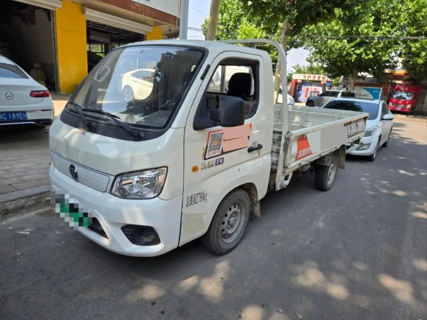 Foton 2021 Xiangling M1 3.2-meter single-row pure electric flatbed mini-truck, Aiek 50.23kWh automatic transmission.