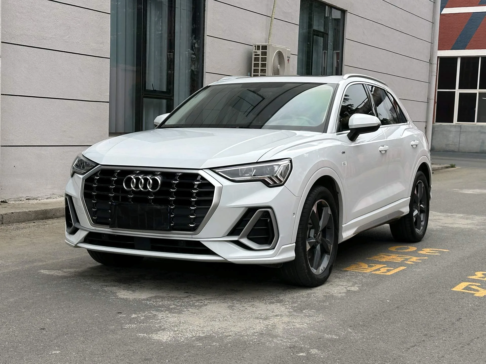 Audi Q3 2022 35 TFSI Fashion Dynamic Edition