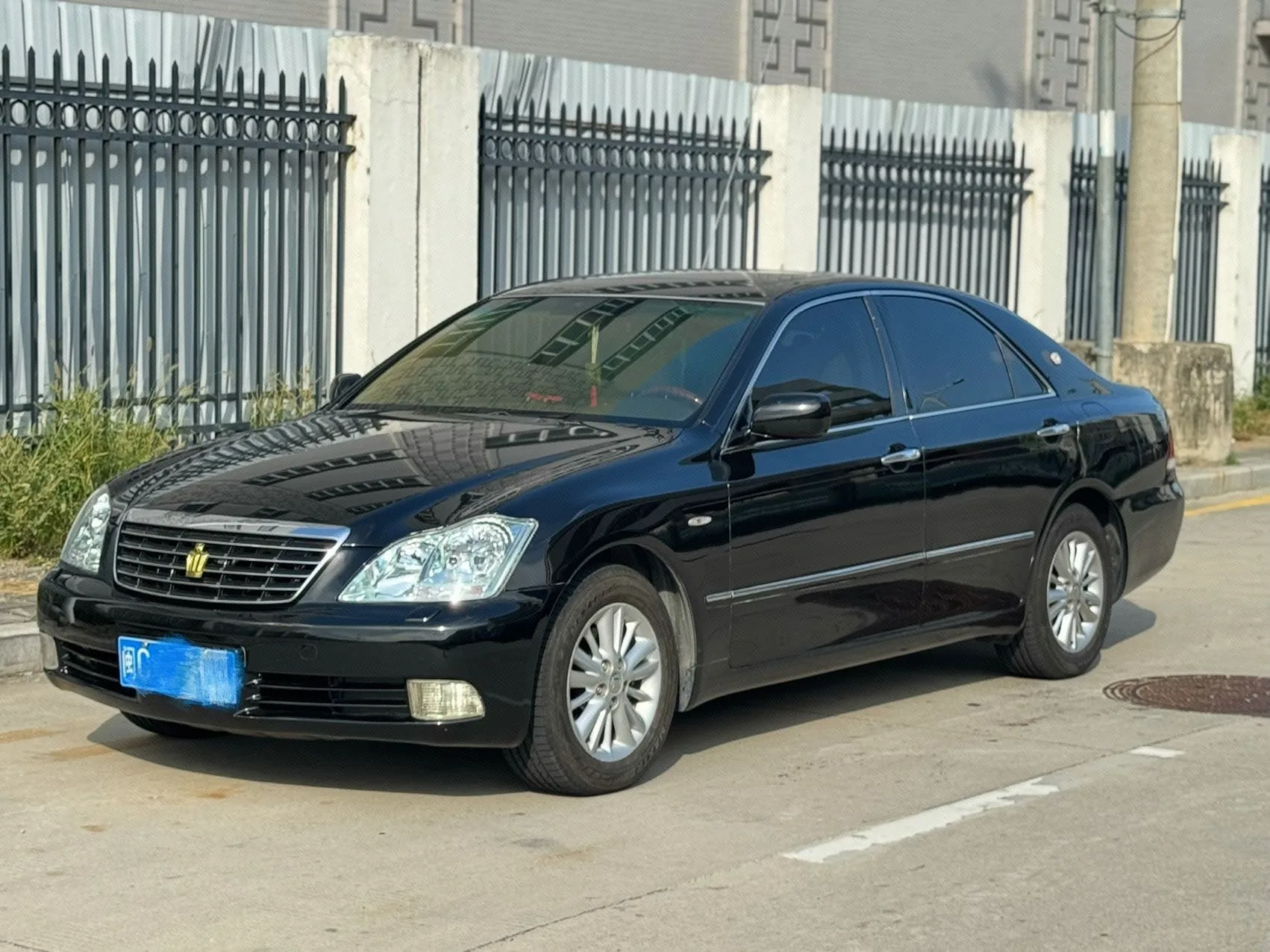 Crown 2007 2.5L Royal Leather Edition