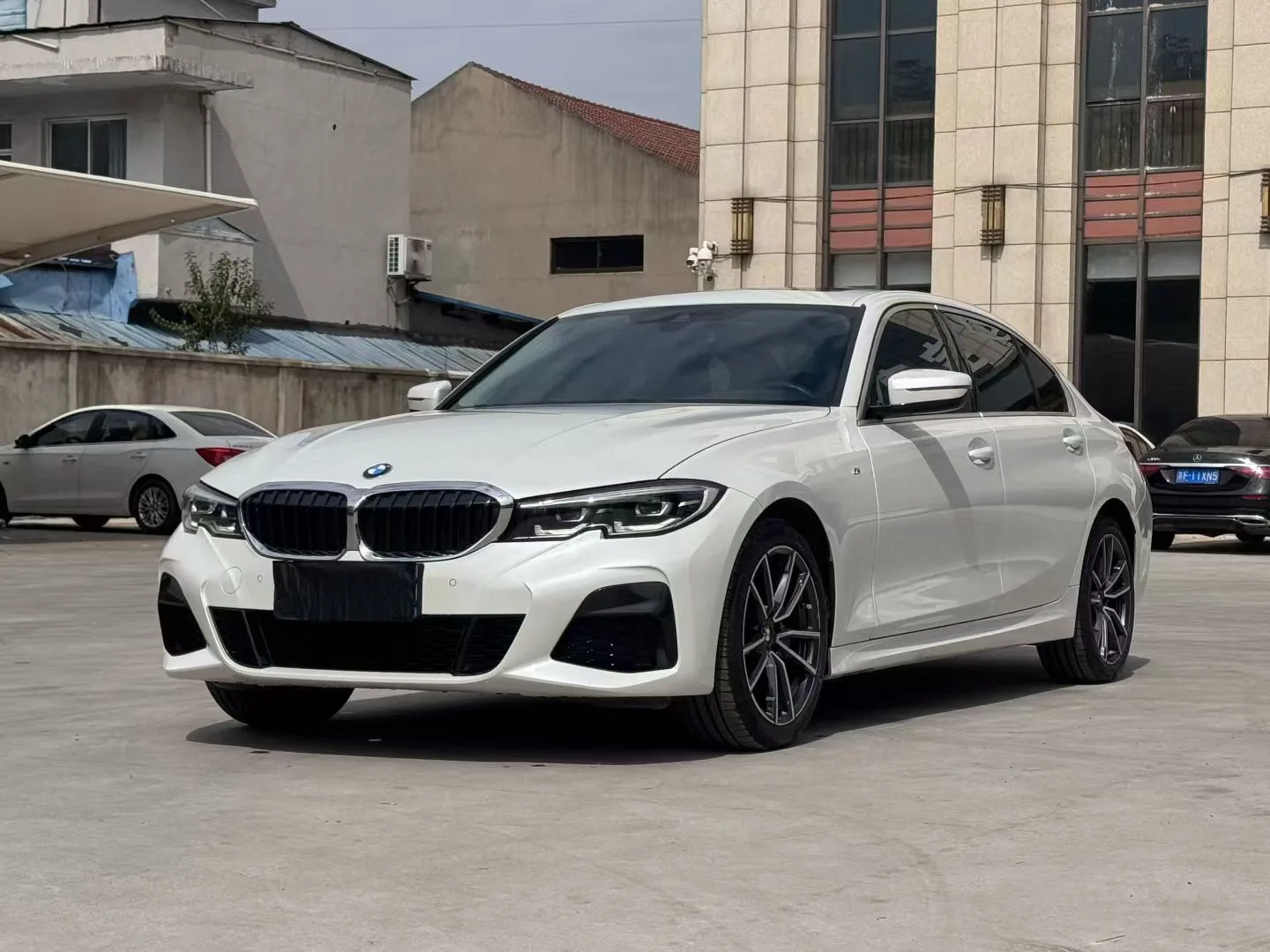 2022 BMW 3 Series 325Li M Sport Package