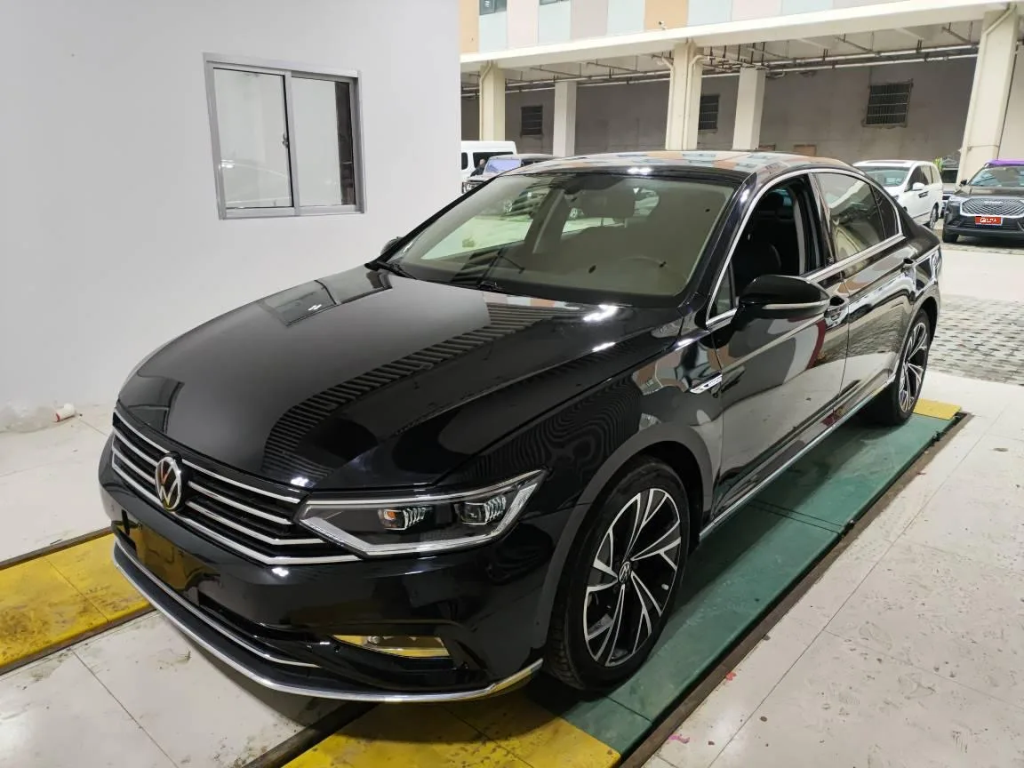 Volkswagen Passat 2021 330TSI DSG 30th Anniversary Edition
