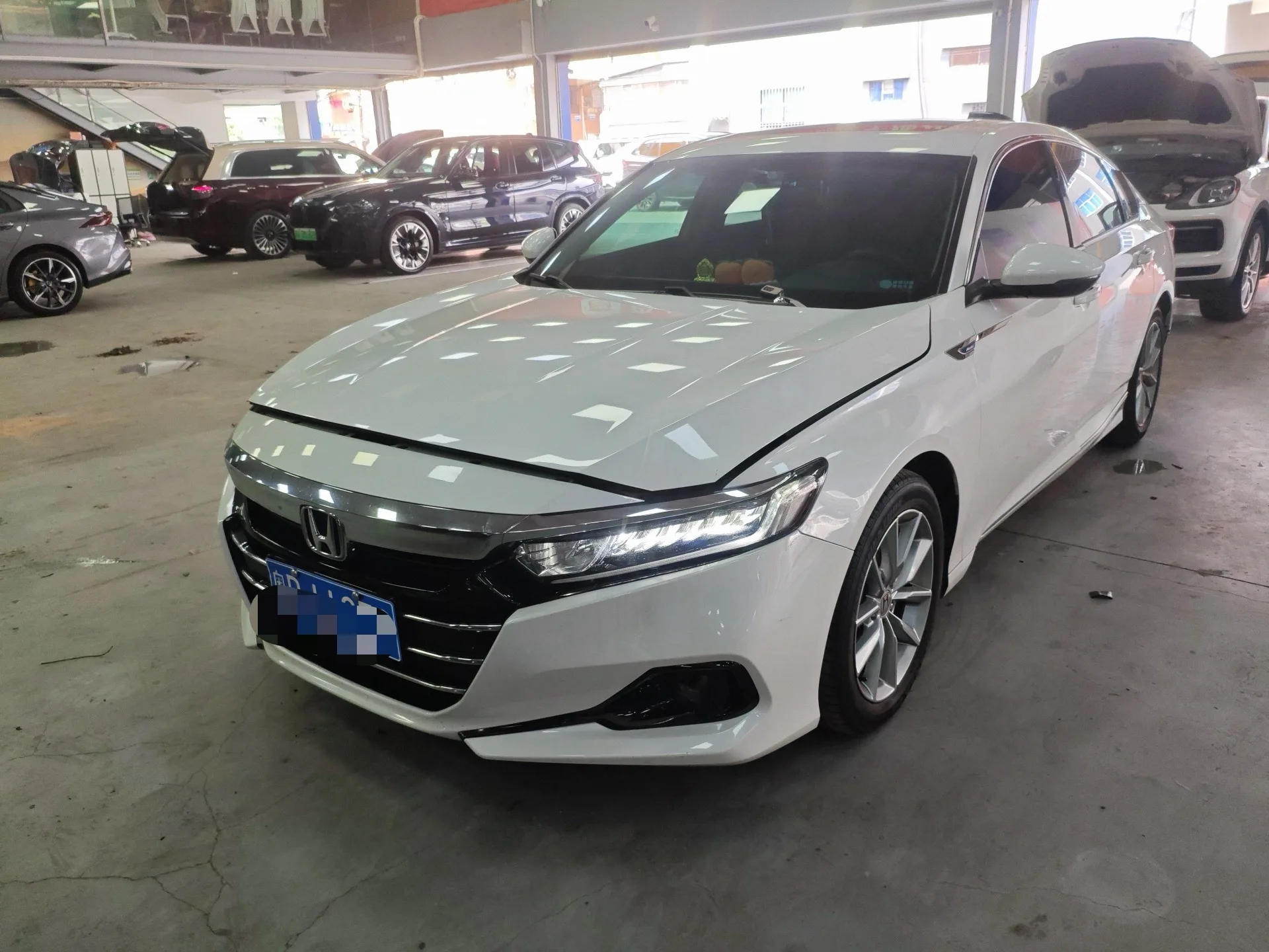 2022 Honda Accord 260TURBO Luxury Edition