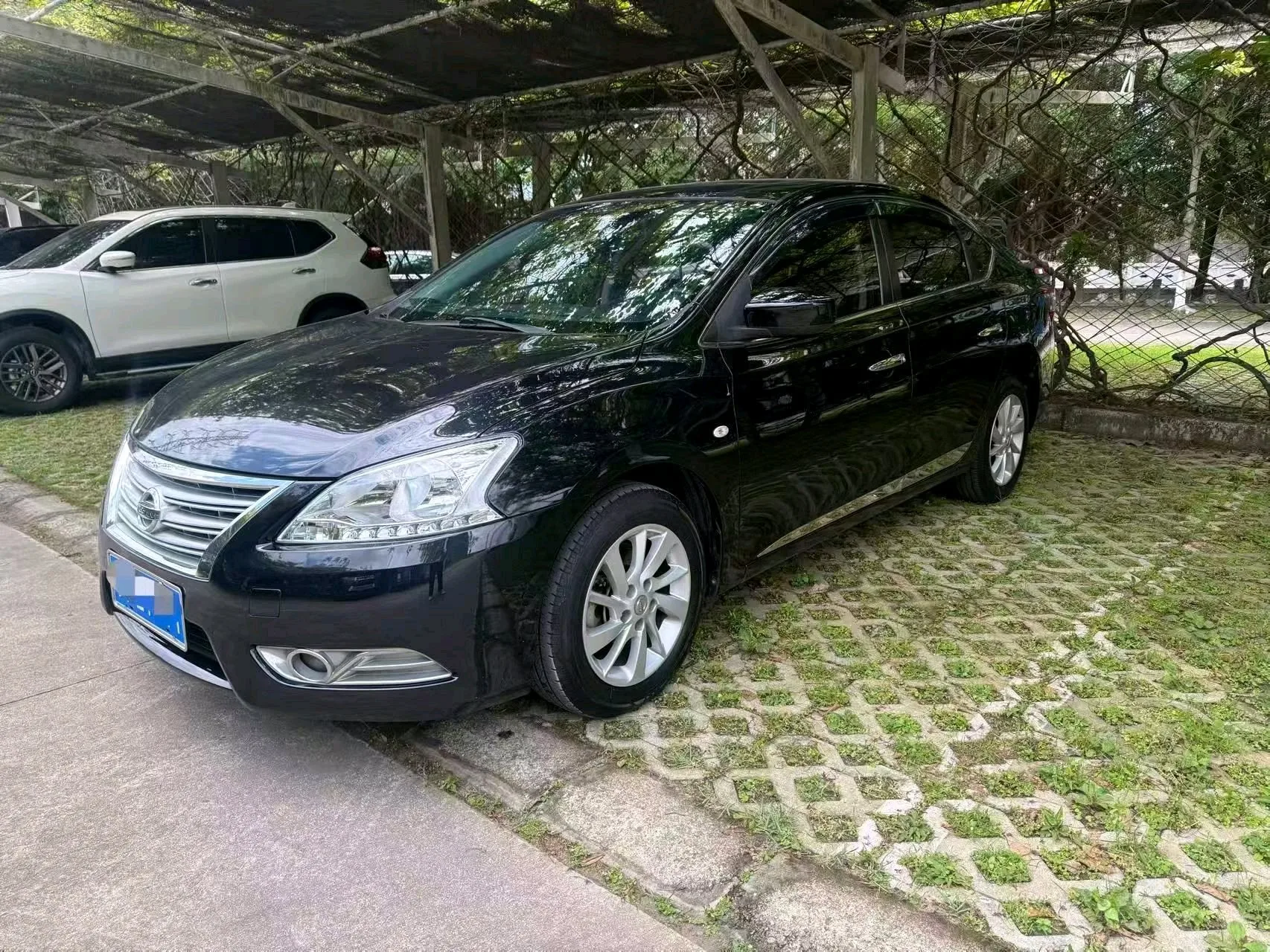 Nissan Sylphy 2012 1.6XL CVT Luxury Edition