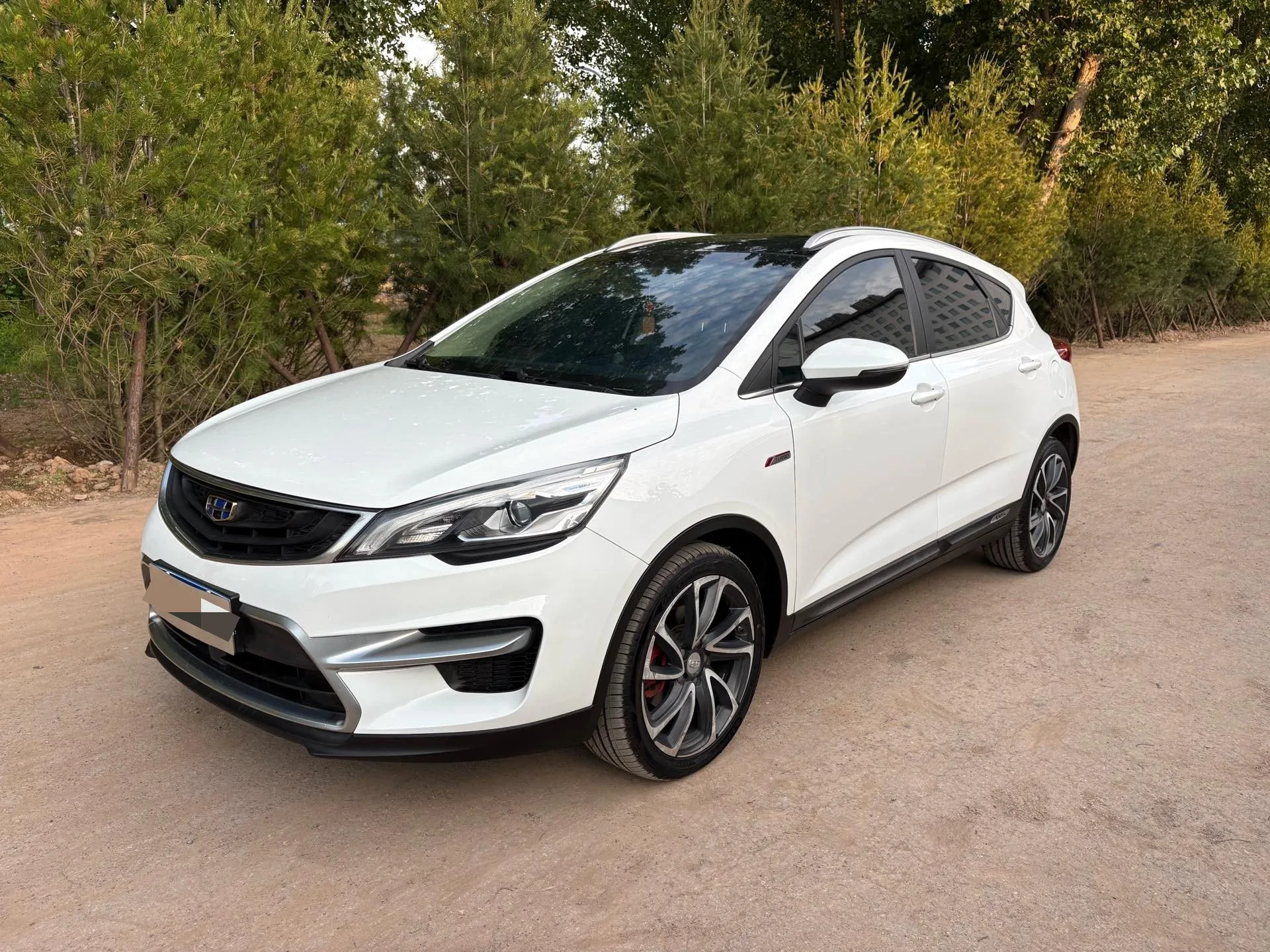Emgrand GS 2016 Model Year Sport Edition 1.3T Automatic Premium Trim