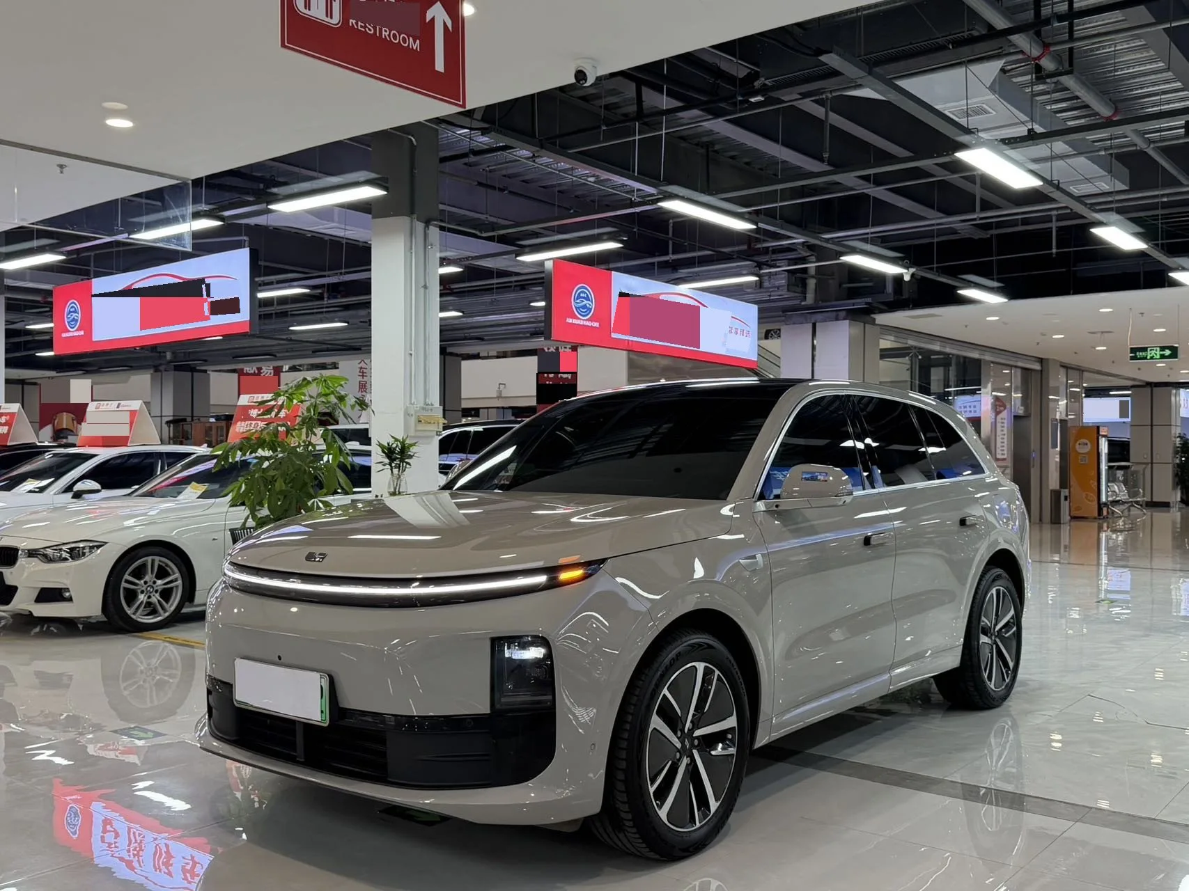 Li Auto L6 2024 Pro