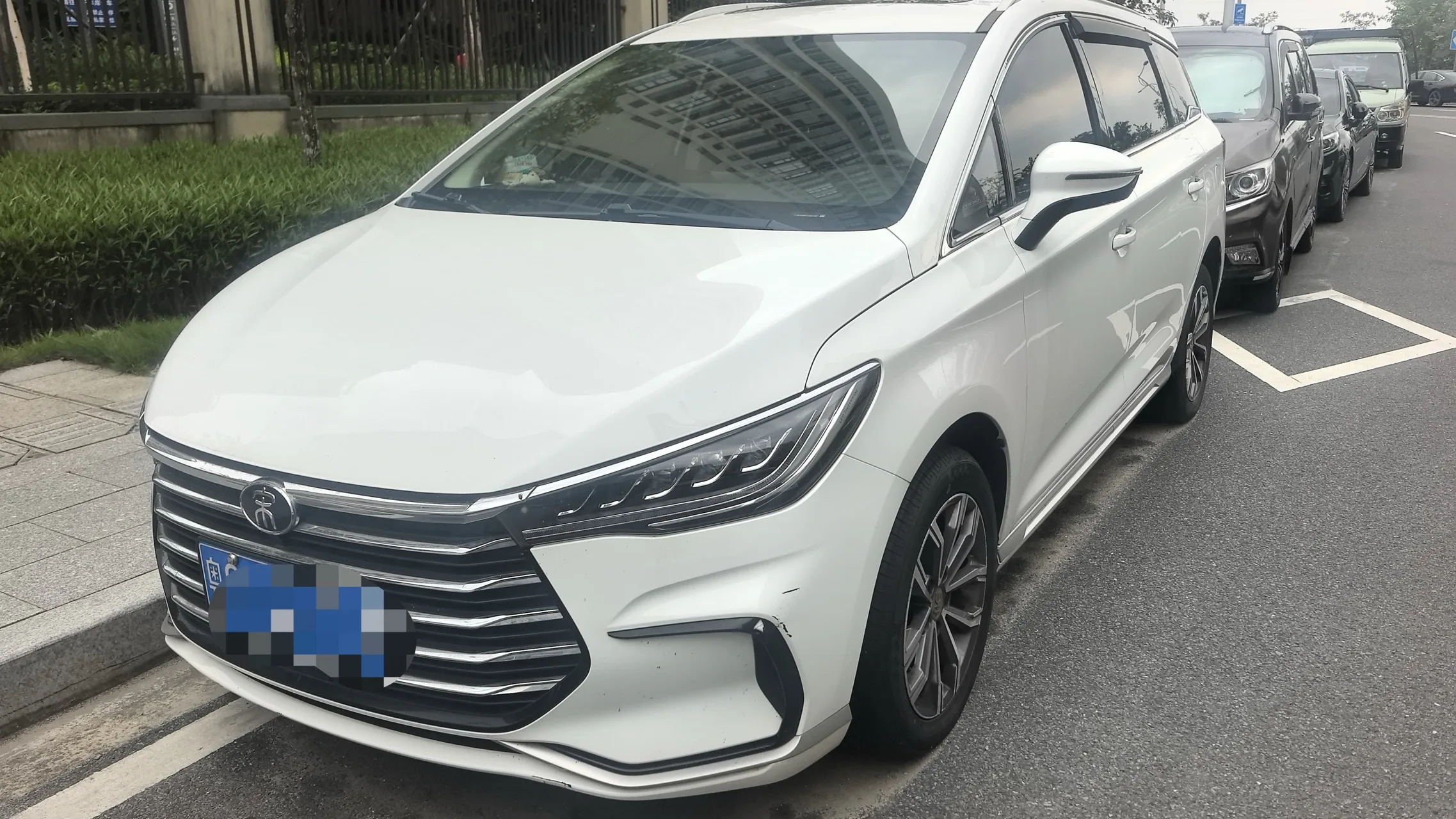2021 Song MAX Upgraded Edition 1.5T Automatic Luxury 6-Seater