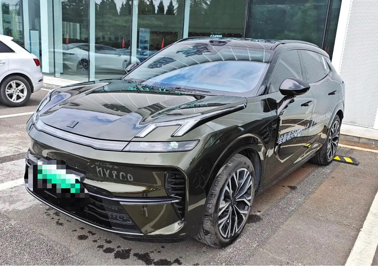 Lynk & Co 2026 Model 08 EM-P 1.5T 210 AWD Performance Ultra H7 Automatic