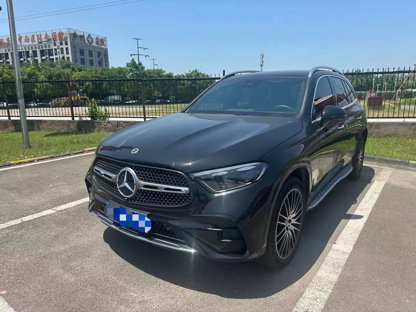 2024 Mercedes-Benz GLC 300 L 4MATIC 48V 2.0T Luxury 5-Seater Automatic