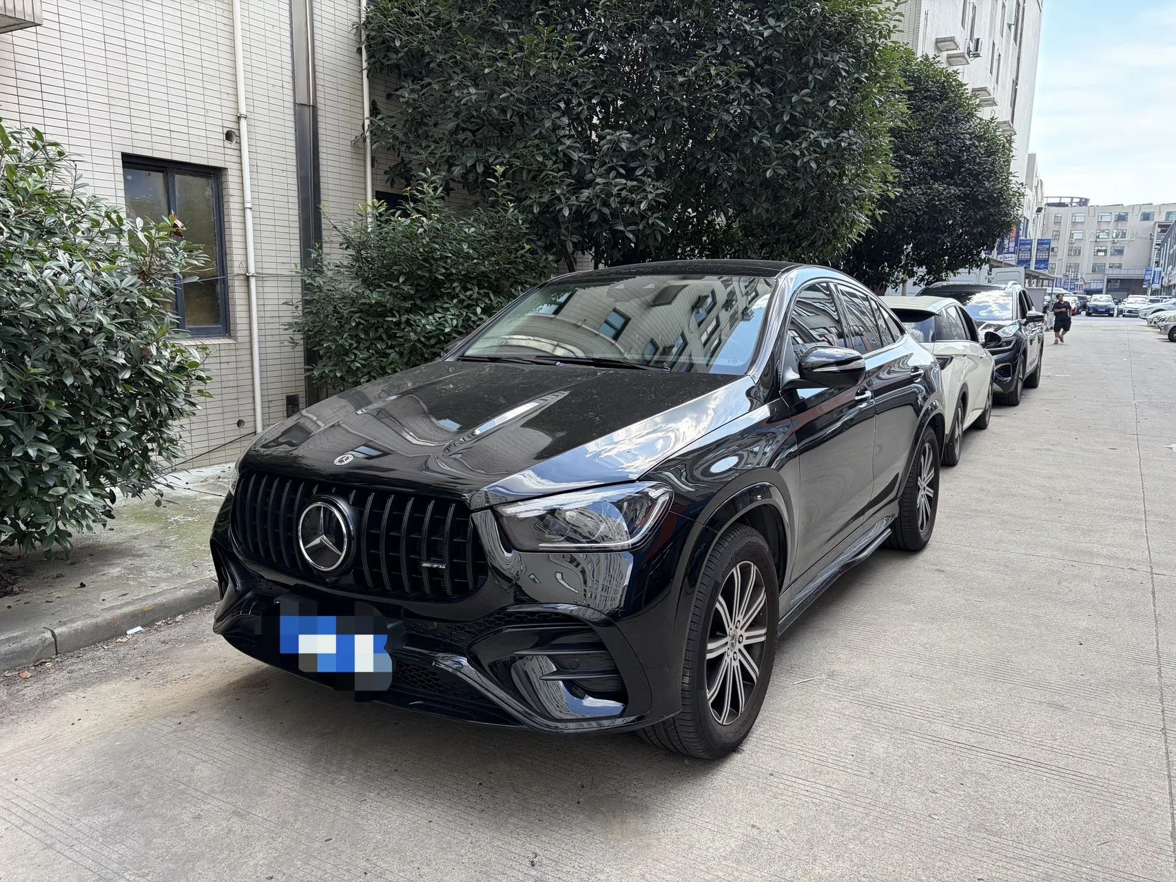 梅赛德斯-奔驰 格莱 （进口） 2024 格莱 350 双门轿跑车 四驱 48伏 2.0T 风格 版, 自动的 传播