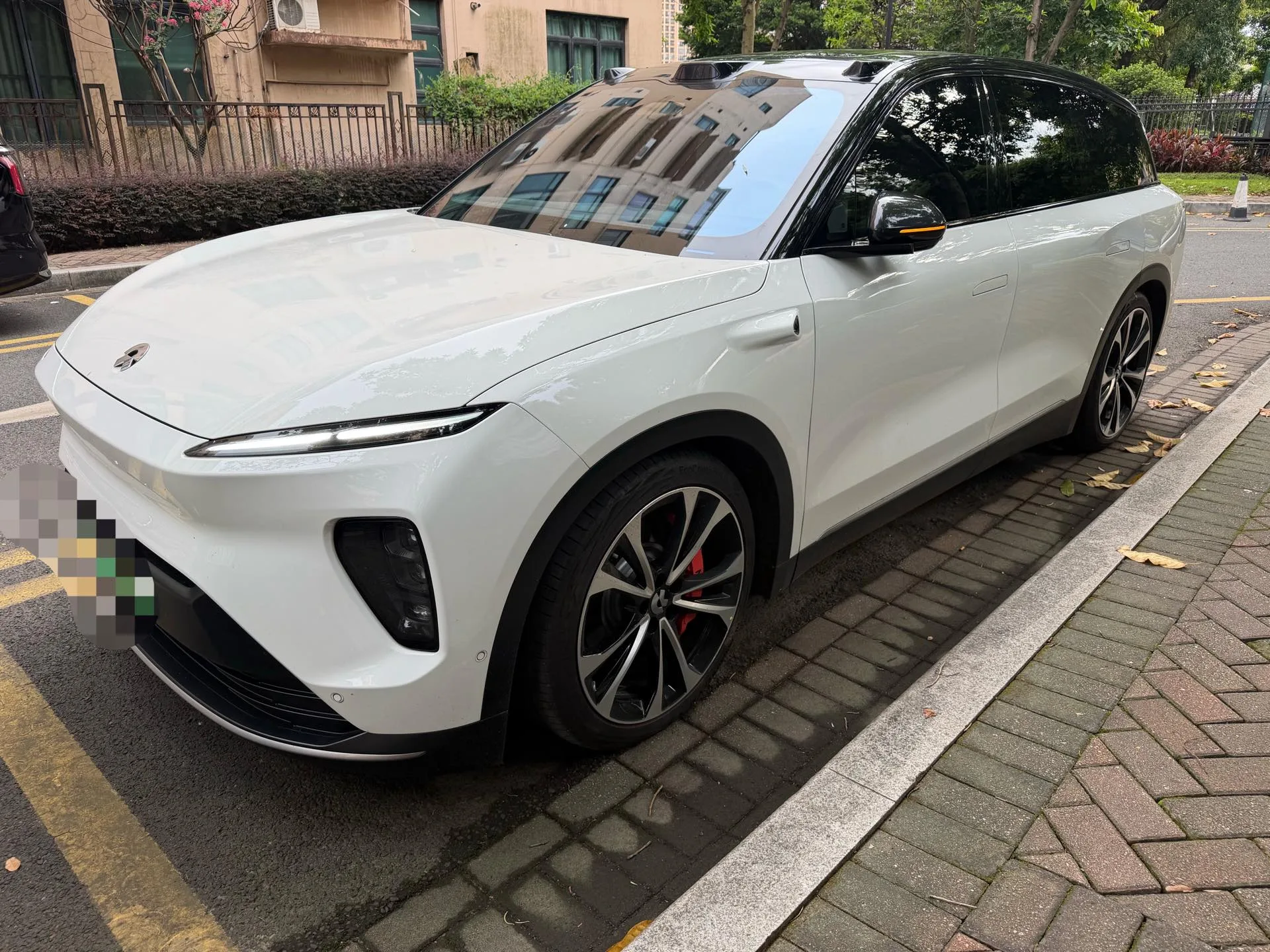 NIO ES8 2023 100kWh Signature Edition