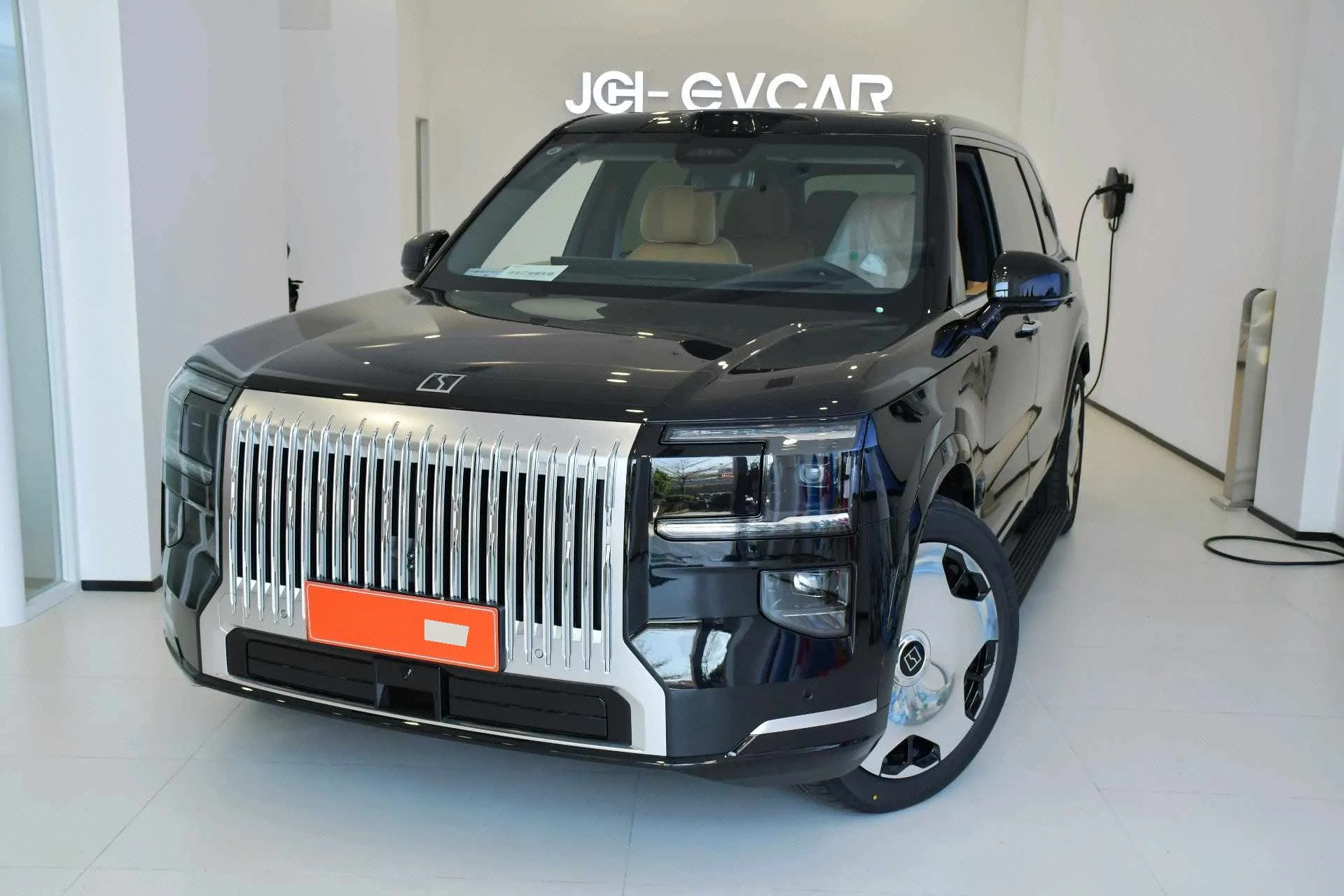Женский 2025 Модель Женский 9X 2.0Т Гипер Версия 70 кВт·ч Автоматический