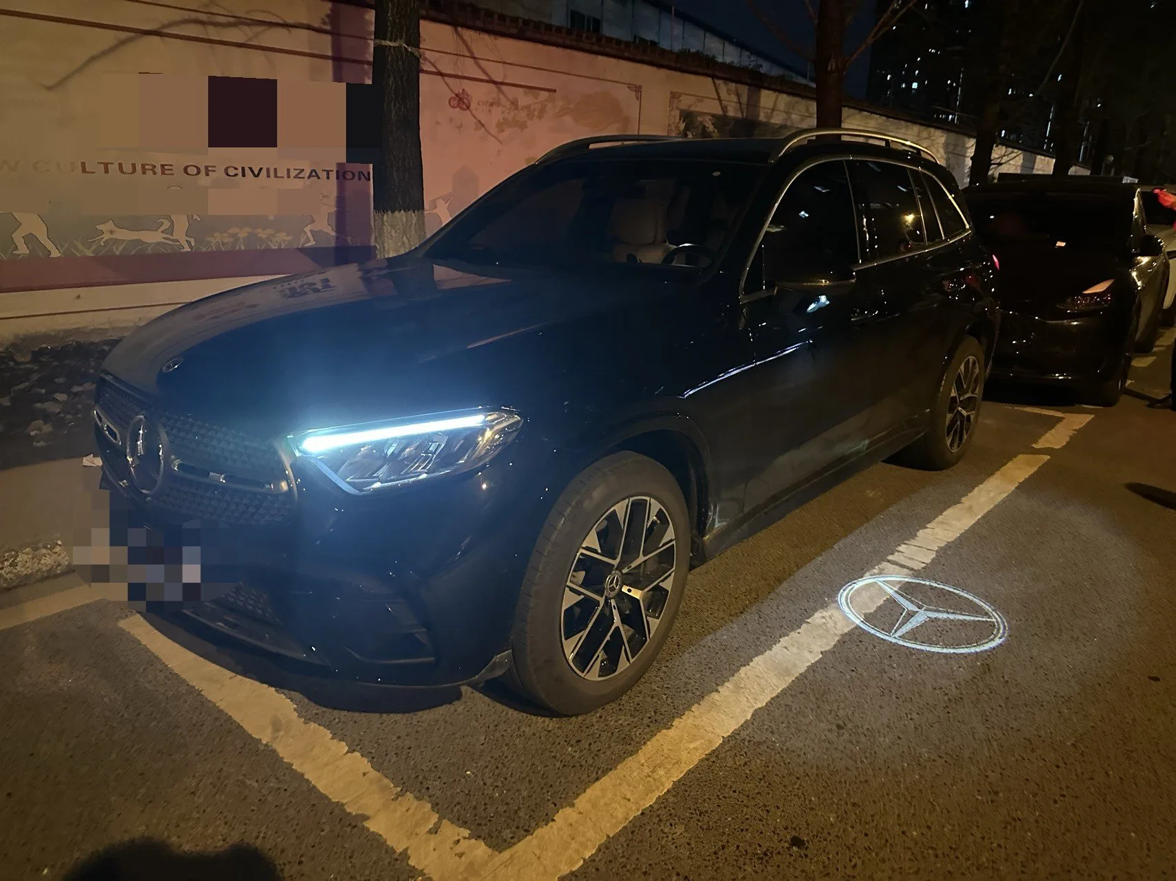 2023 Mercedes-Benz GLC 260 L 4MATIC 48V 2.0T Luxury 5-Seater Automatic