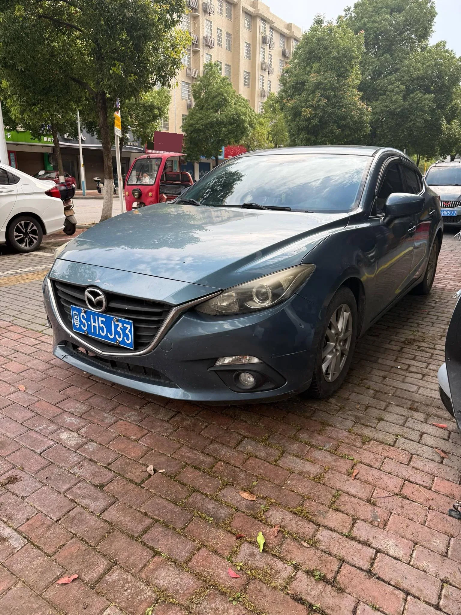 Mazda3 Axela 2016 Sedan 1.5L Automatic Luxury