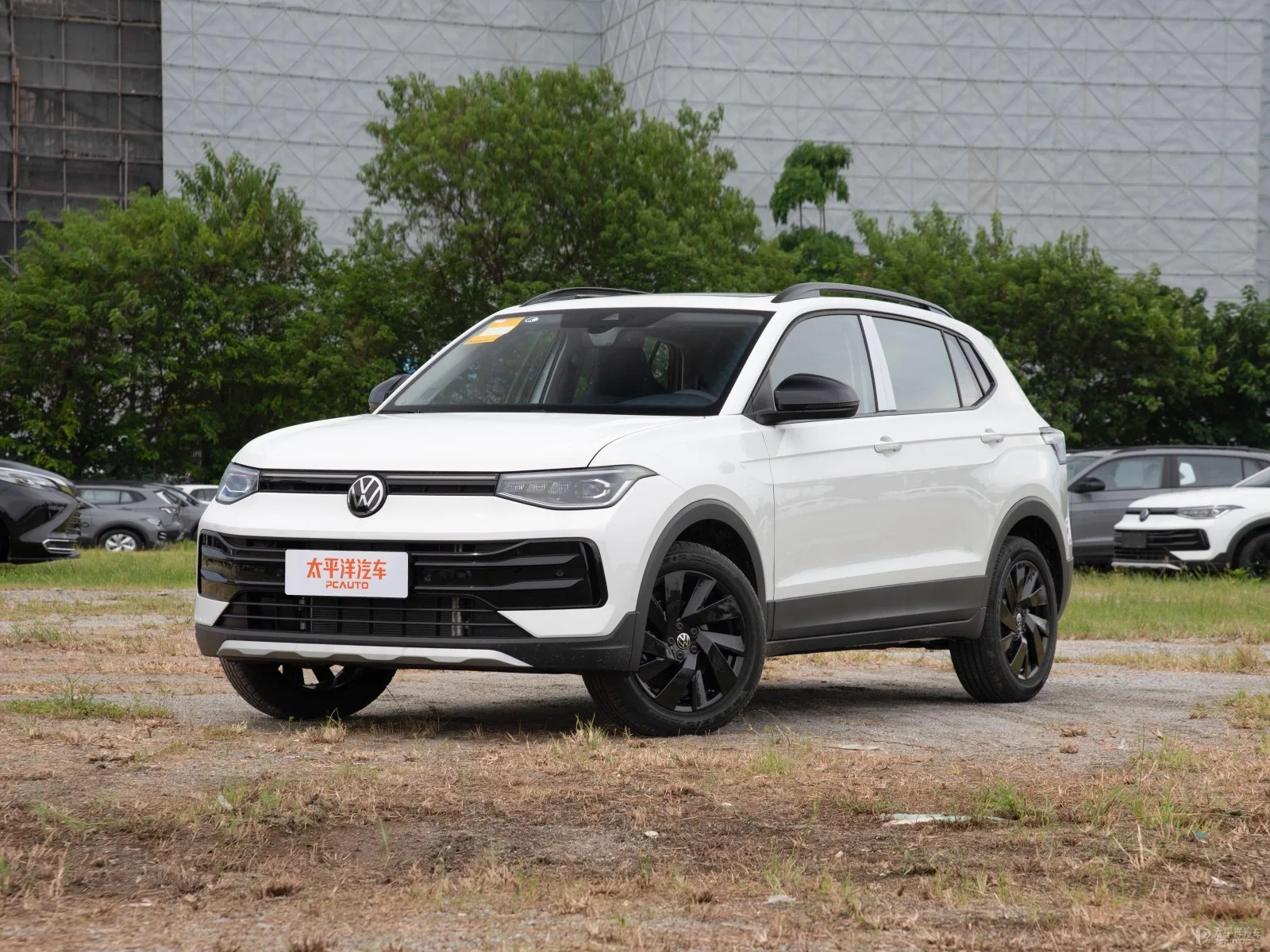 SAIC Volkswagen Tharu New Entry 2026 1.5L Enjoy Edition — Modified new car for export from China (listing thumbnail)