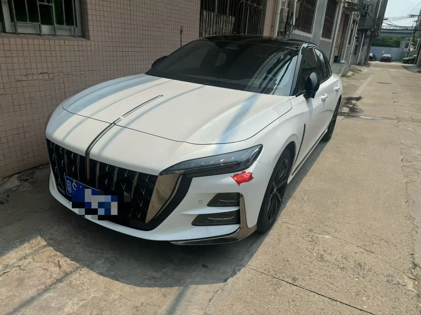 Hongqi H6 2023 2.0T Premium Edition