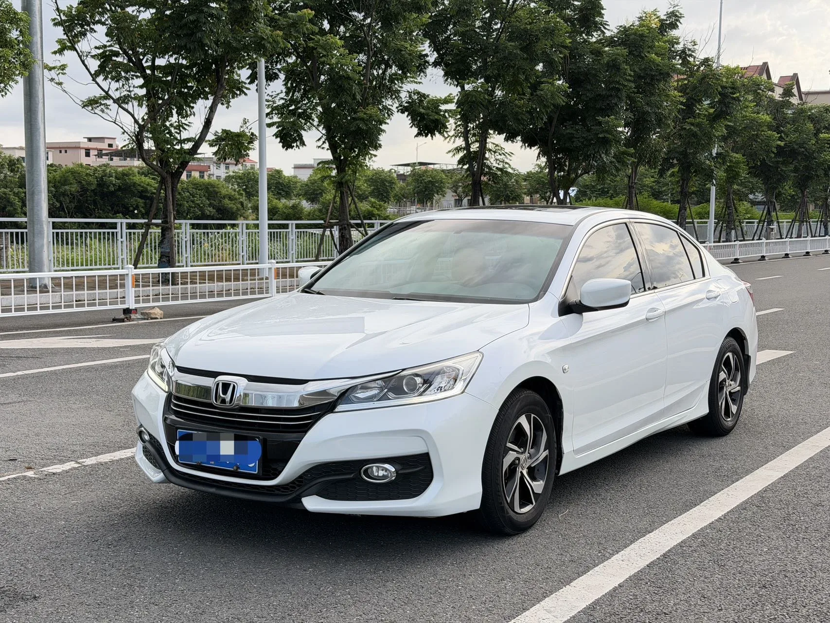 2016 Honda Accord 2.0L Elite Edition