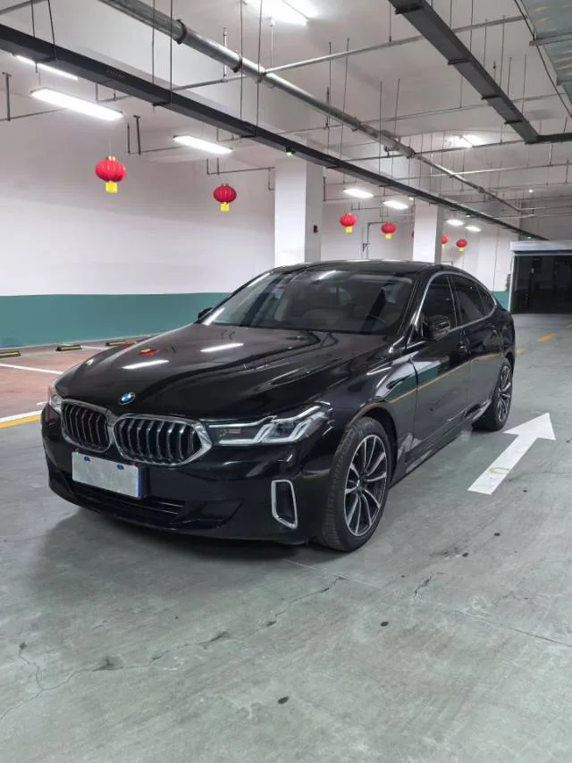 2021 BMW 6 Series GT 630i Luxury Design Package