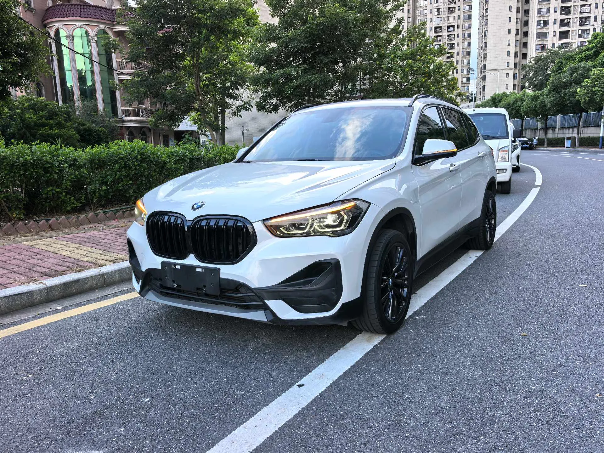 BMW X1 2021 sDrive25Li Leading Edition