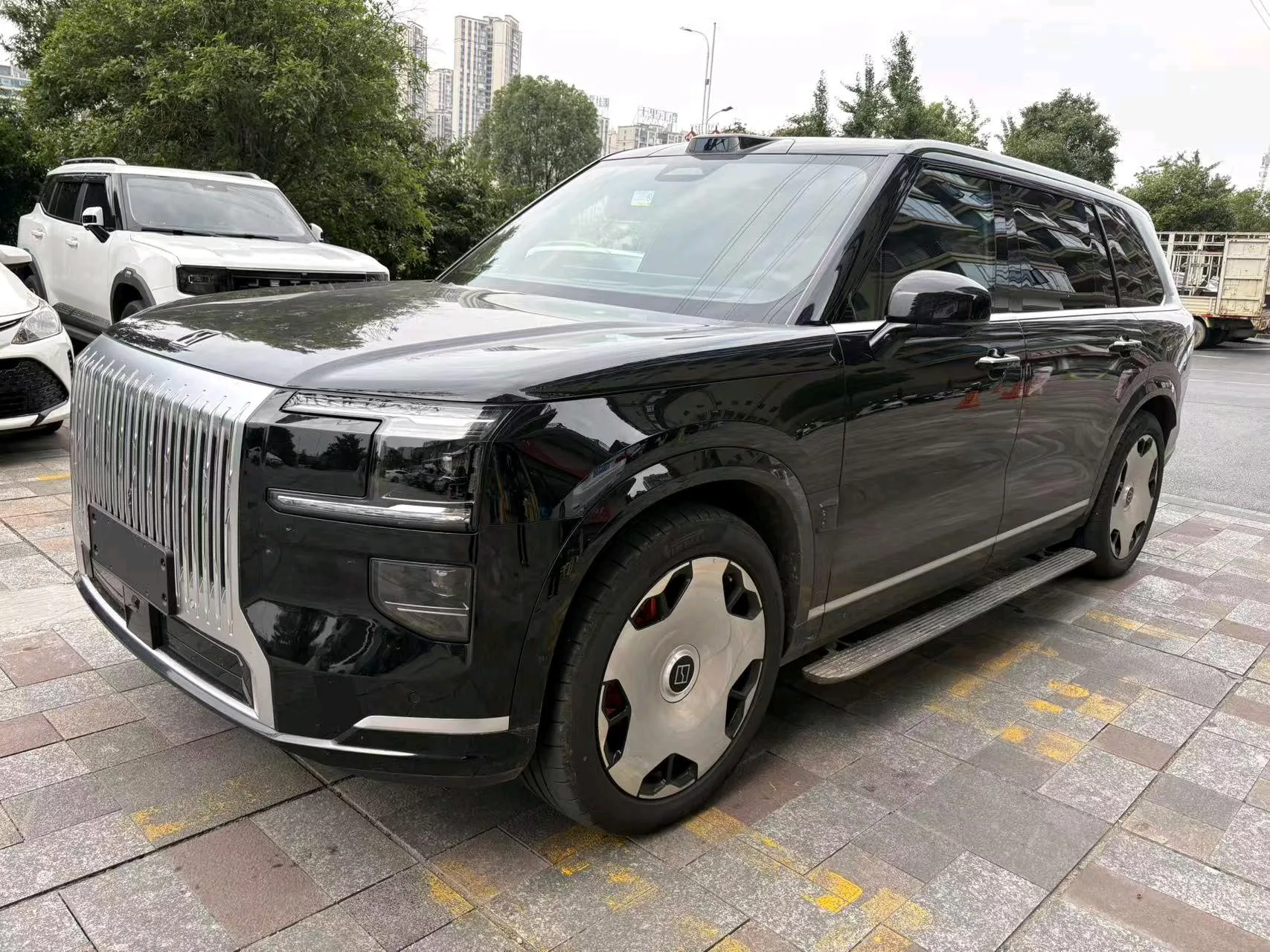 Jike 2025 Model Jike 9X 2.0T Hyper Edition 70kWh Automatic