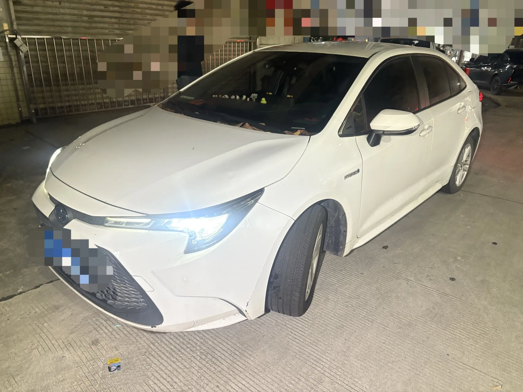 Levin 2022 Hybrid 1.8H E-CVT Leading Edition