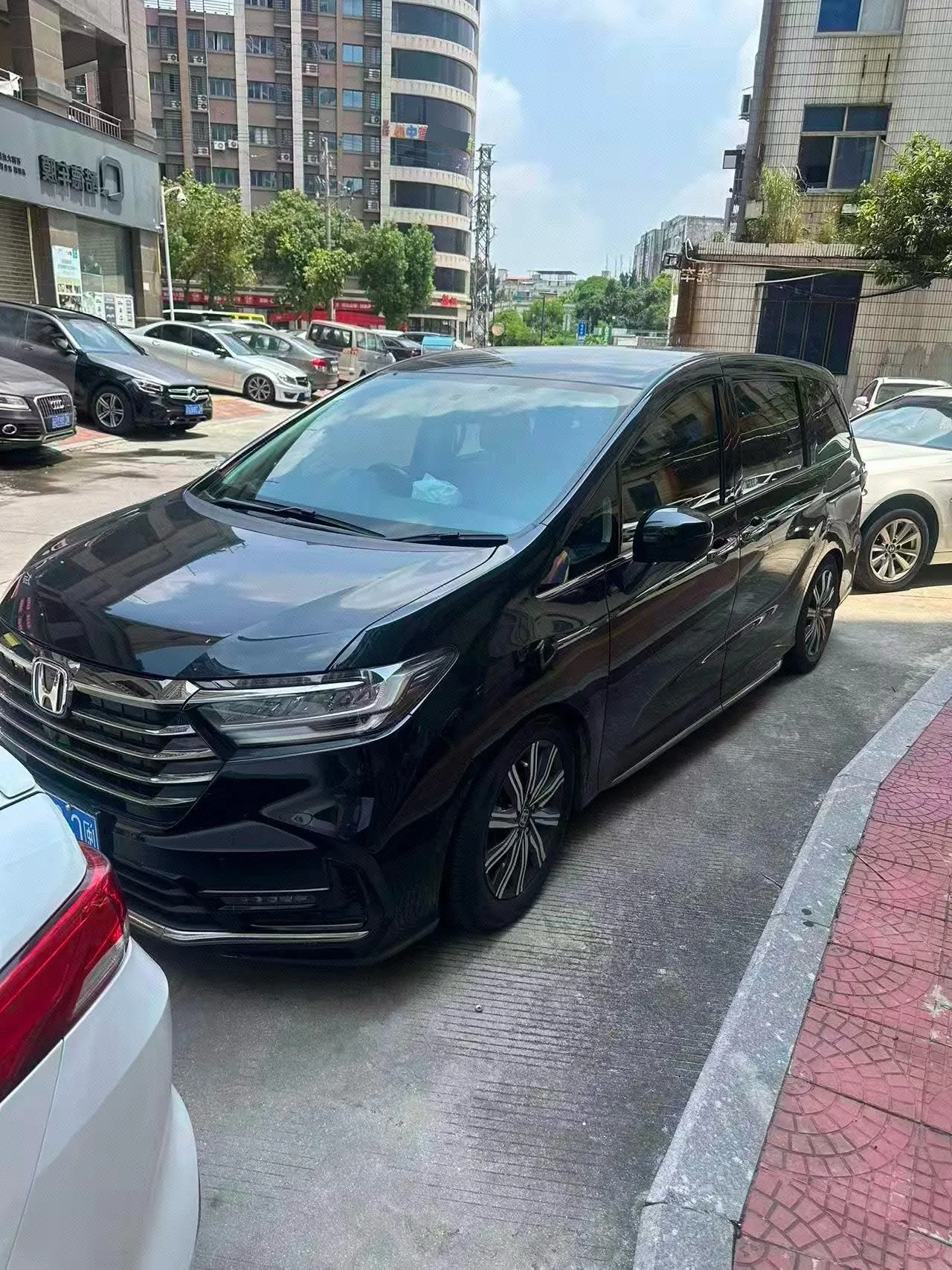 Odyssey 2022 2.0L e:HEV Elite Enjoy Edition